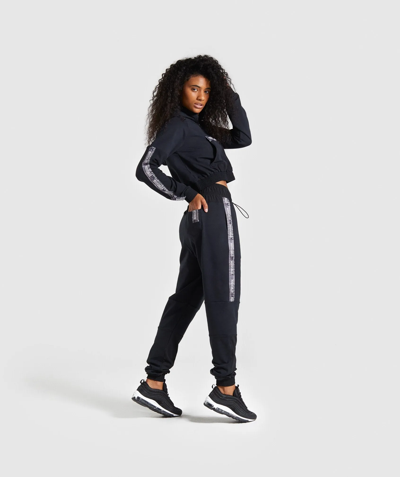 Gymshark Revival Joggers - Black