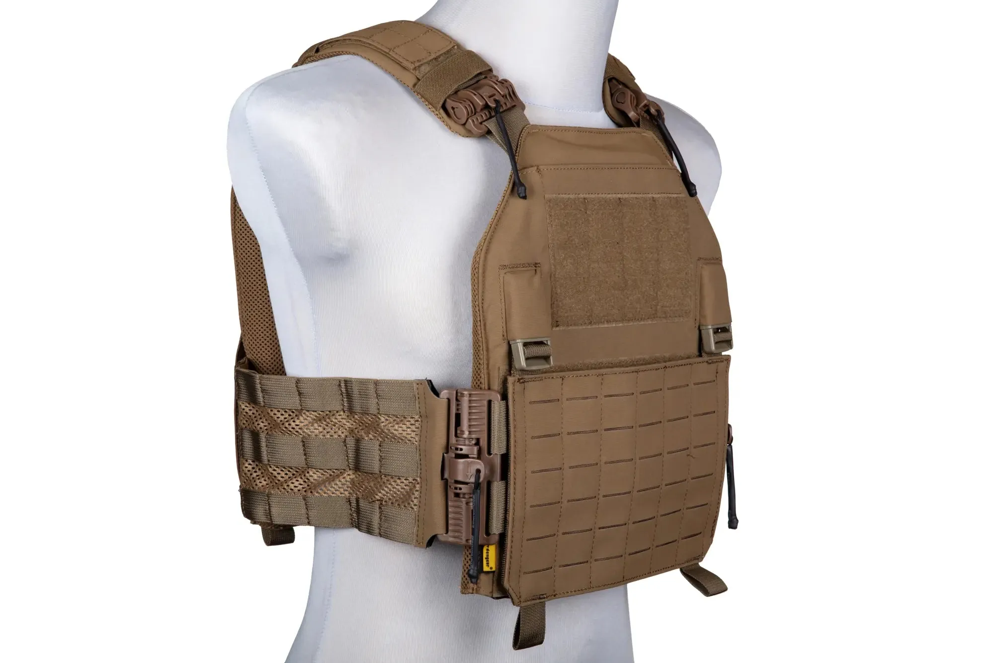 LAVC Assault Plate Carrier - Coyote Brown