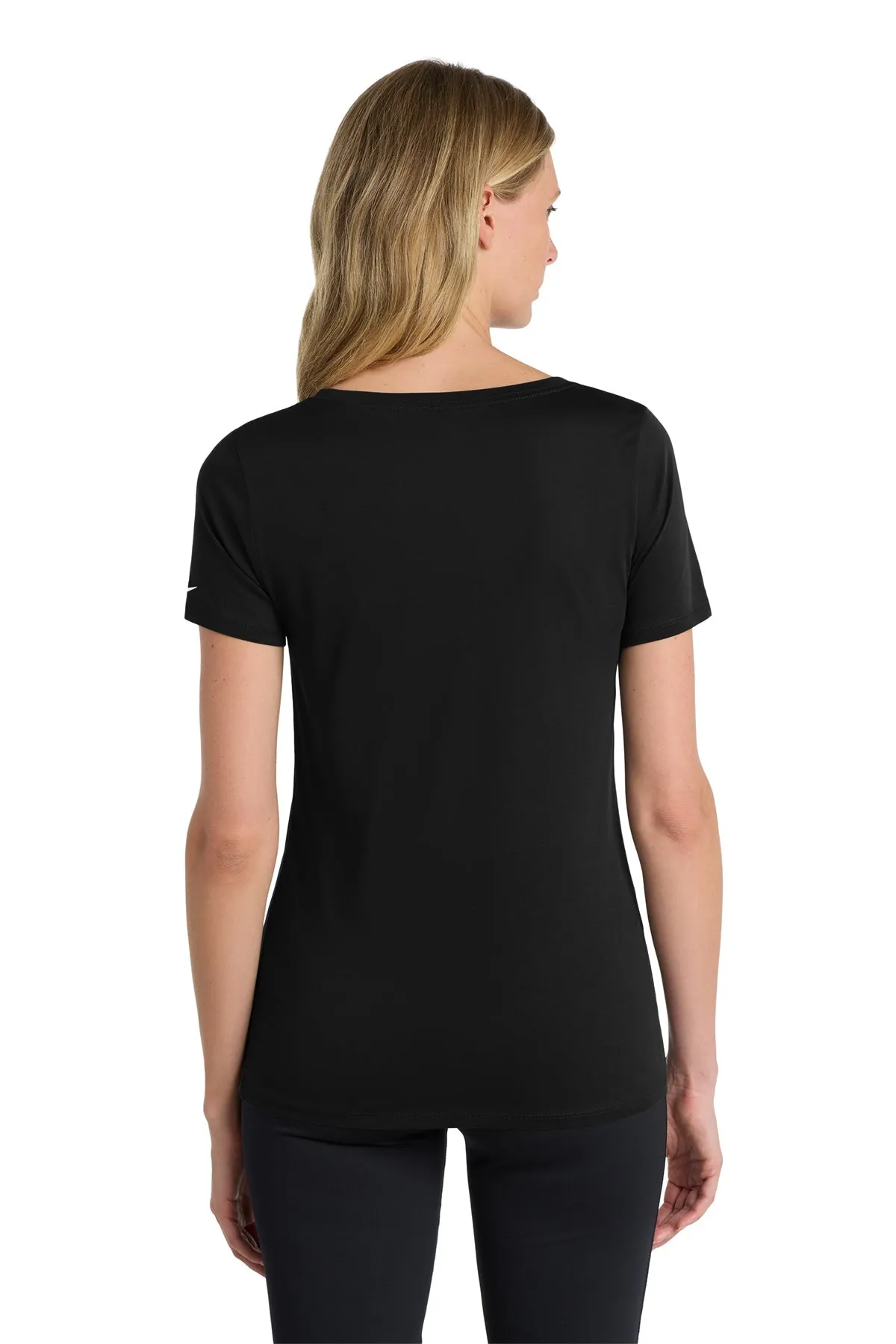 Nike Ladies DriFIT CottonPoly Scoop Neck Tee, Black [ME Elecmetal]