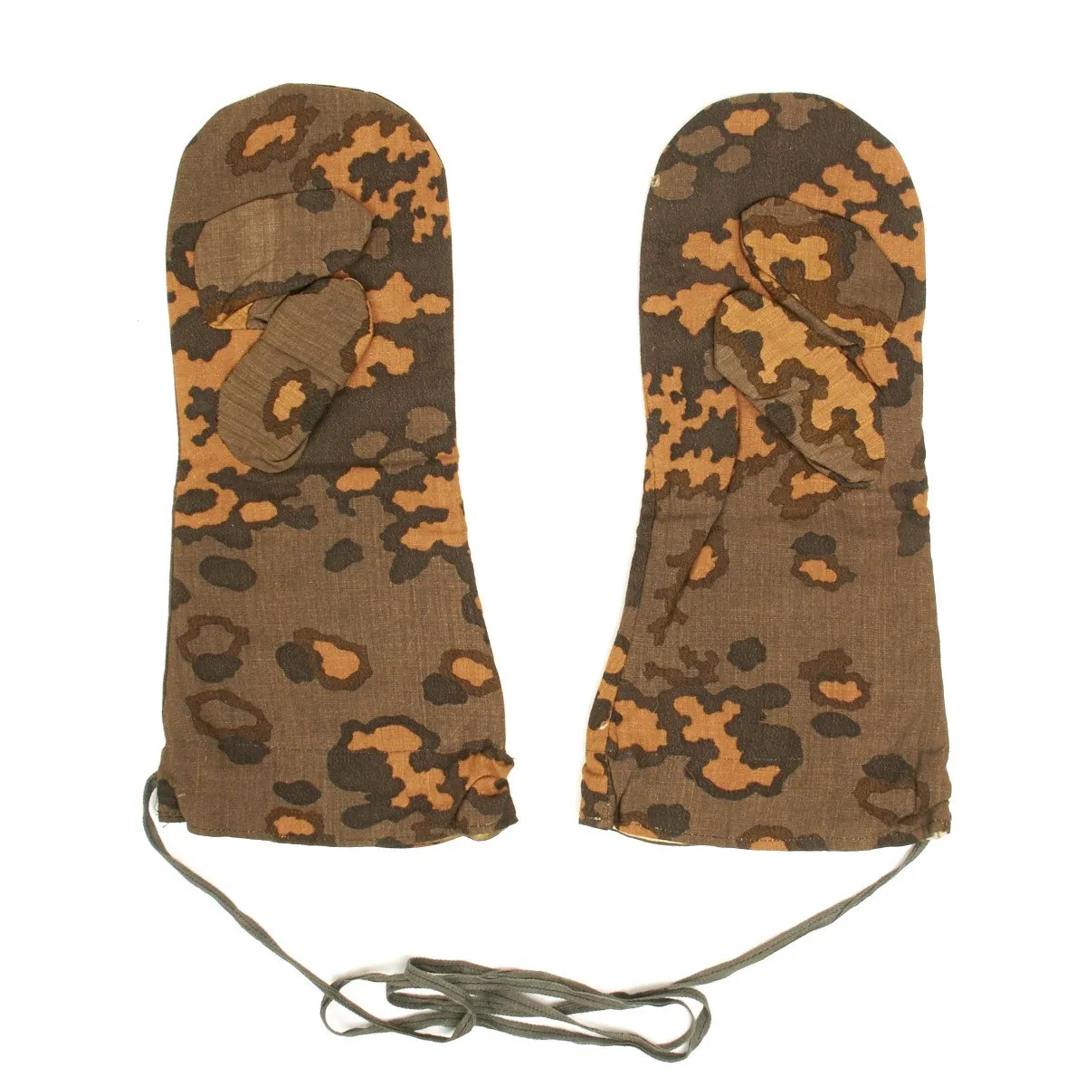 Original WWII German Waffen SS Autumn Oak Leaf Camouflage Reversible Winter Uniform Parka Mittens