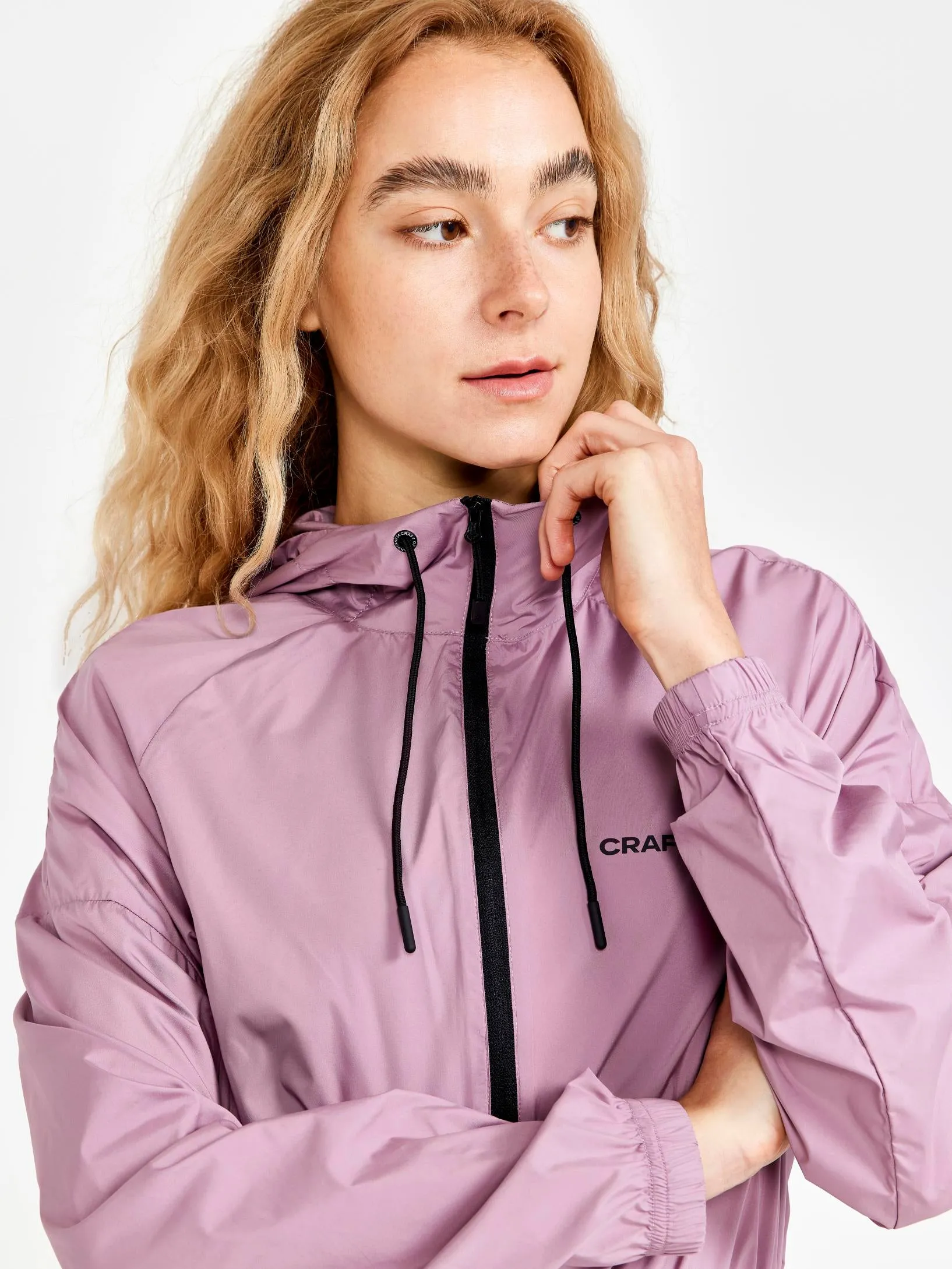 Women's ADV Charge Training Wind Jacket